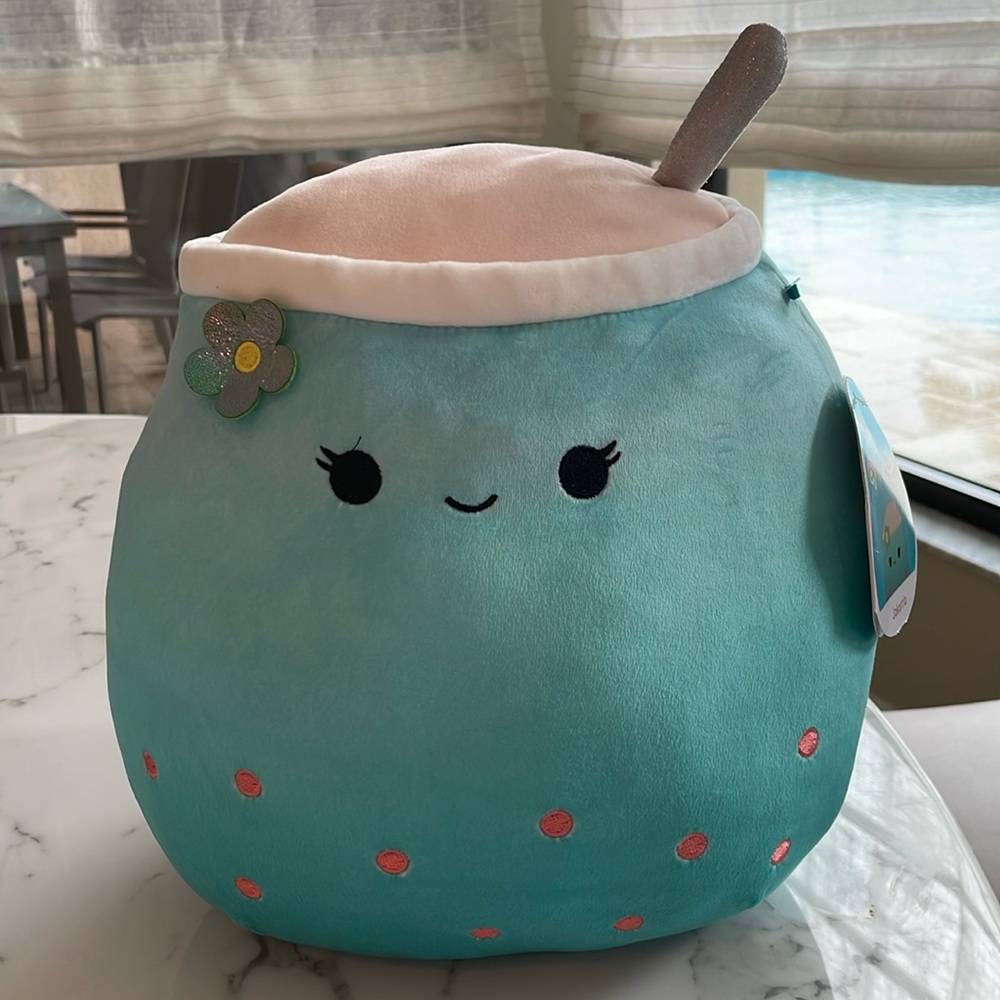 Squishmallow 16” Jakarria-Tag attached and in very good condition.